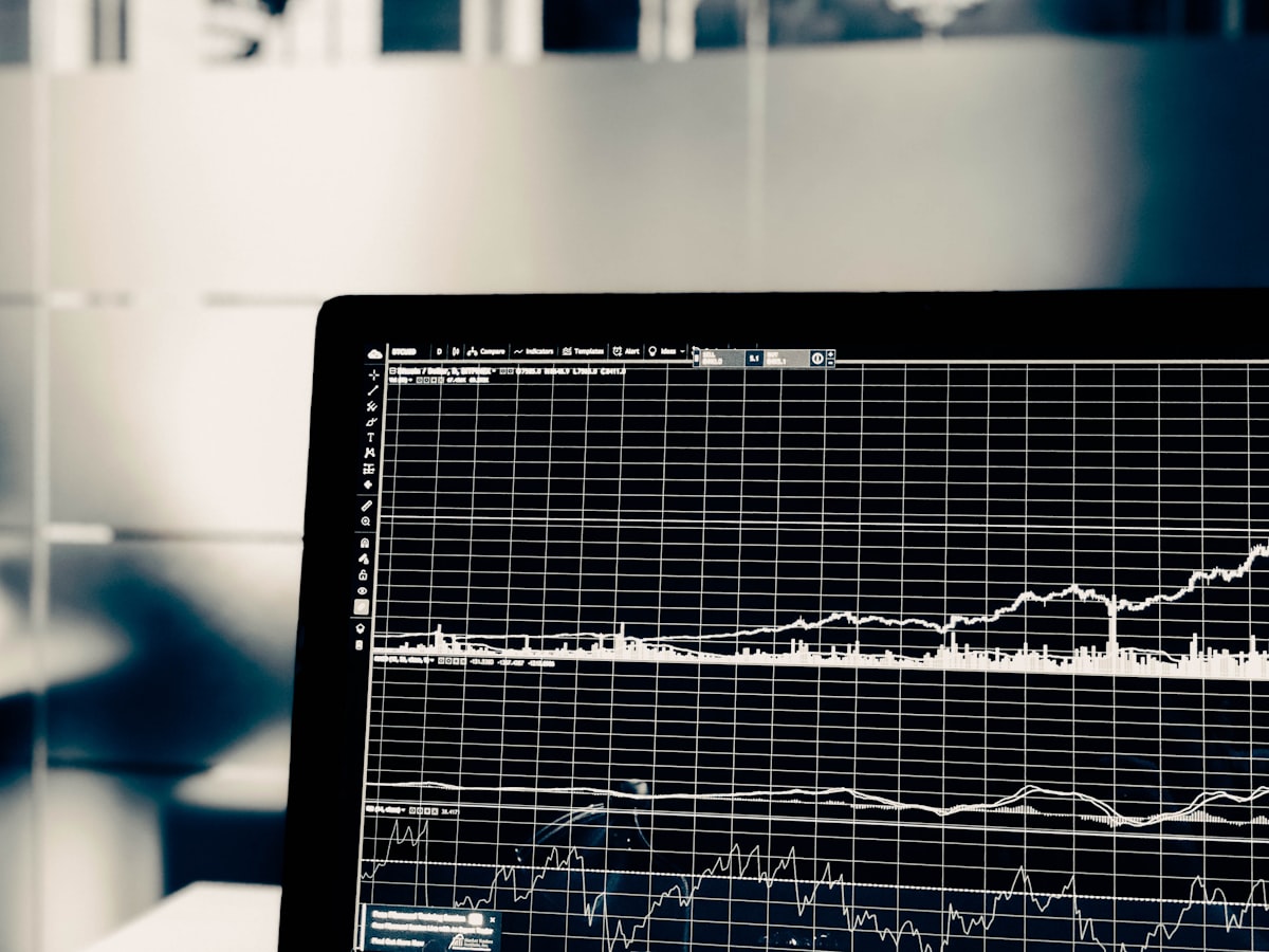 adam-theory-stop-loss-featured-image